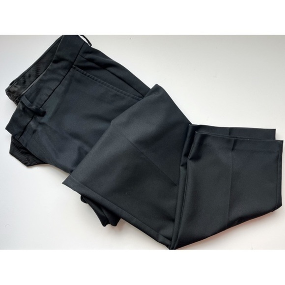 Kenneth Cole Reaction • Black Trouser Dress Pants - Picture 1 of 5